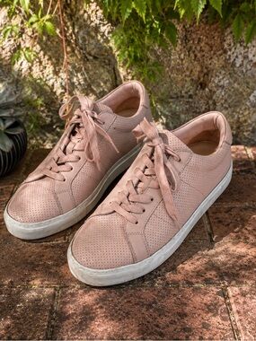 GREATS BROOKLYN Perforated Blush Pink Lace Up Casual Sneakers, 8/38  runs small